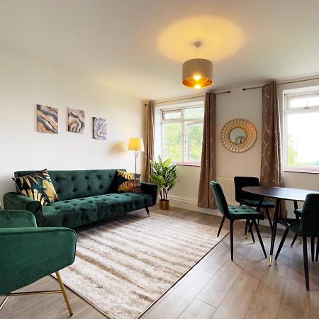 Sophie Place In Vauxhall - 3 Double Beds, 1 Sofa Bed, Spacious Londyn Zewnętrze zdjęcie